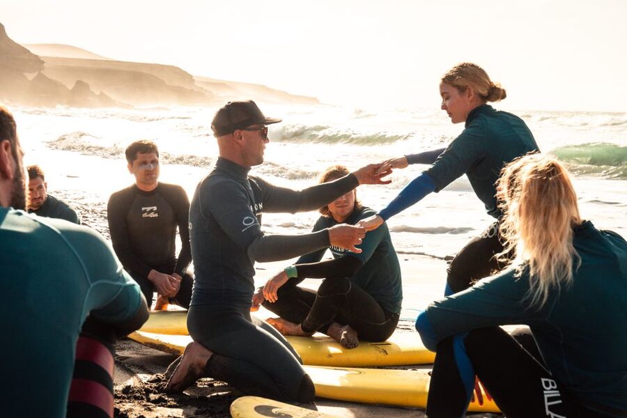 Fuerteventura: Surfing Lesson in the south of Fuerteventura - What to bring so the day goes smoothly