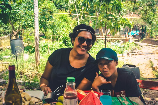 Full Day Rainforest Tour with Tasting and Swimming Time ツ - The guides and small group size: why your day feels smoother