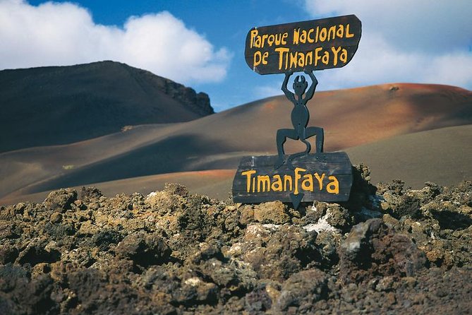 Full Day Tour to Timanfaya, Green Lagoon and La Geria - Timanfaya, El Golfo, and La Geria in one long day