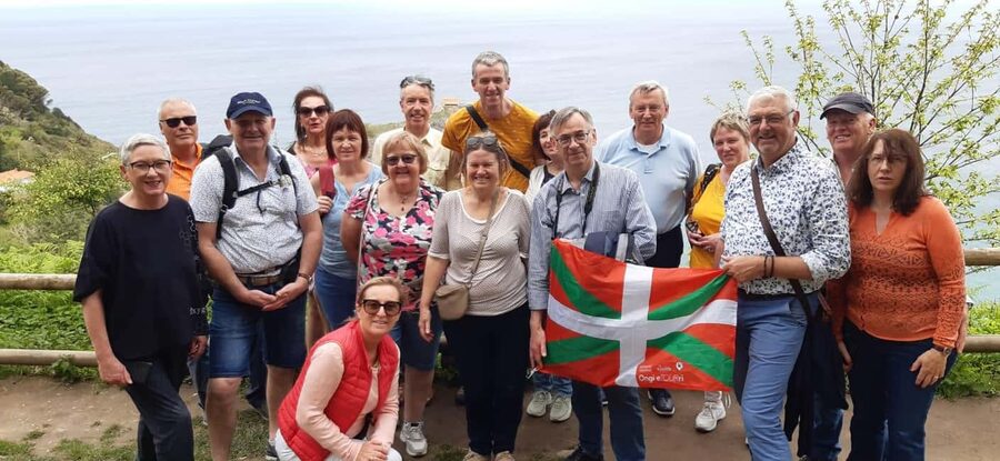 Gaztelugatxe with access, Bermeo and Gernika from Bilbao - Small Things That Make a Big Difference