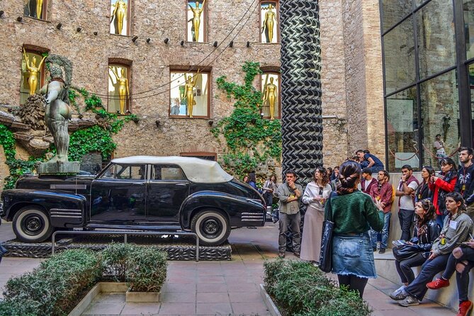 Girona and Dali Museum Full Day tour from Barcelona - From Barcelona at 8:30, then Straight to Girona