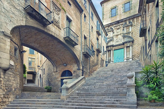 Girona and Dali Museum Full Day tour from Barcelona - How much time you have in the museum, and how to plan for it