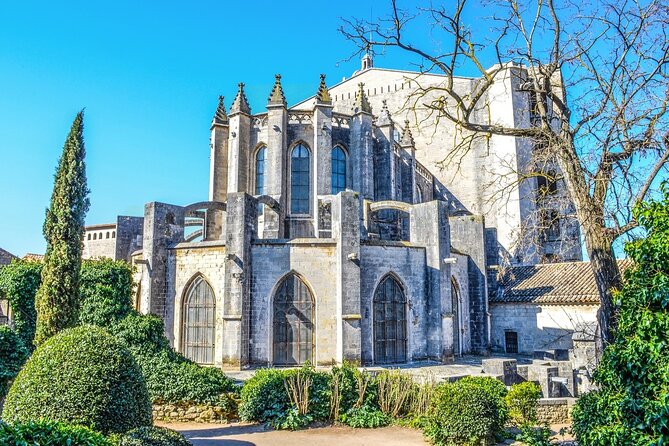Girona Full Day Tour from Barcelona - Muralles de Girona, river views, and the Old Town shortcuts
