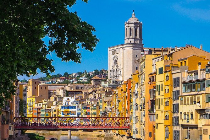 Girona History, Legends, and Food Walking Tour with food tasting - Is it worth booking? Who this walking tour fits best