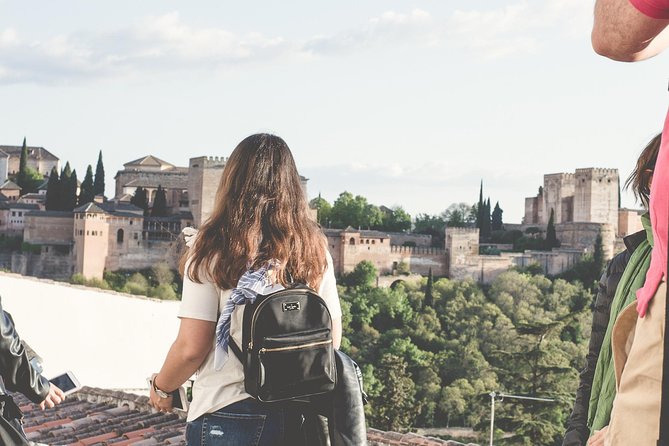 Golden Hour in Granada: Sunset Walking Tour with Play Granada - Price and value: is $22.99 worth it?
