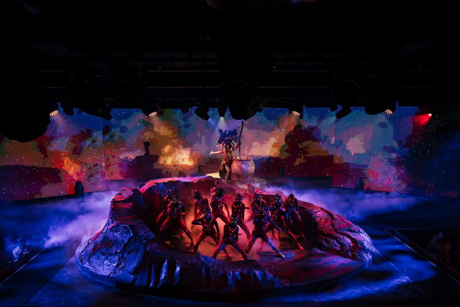 Gran Canaria: Origen Dinner Show at Sala Scala - Acts 2 and 3: Canarian story through music, dance, and big effects
