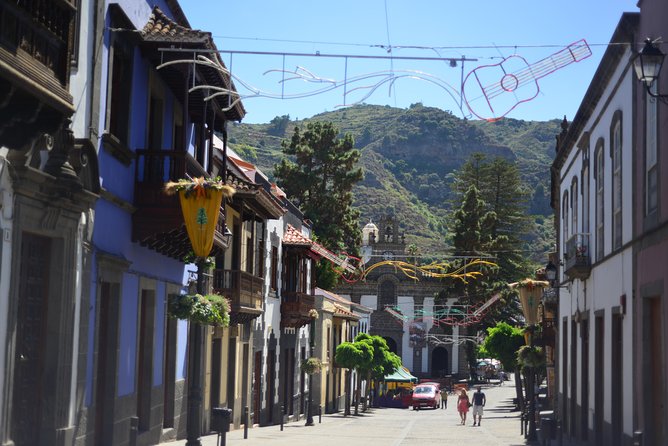 Gran Canaria Peaks Full-Day Tour from Las Palmas - Cruz de Tejeda area at a parador: cheese, olives, almonds