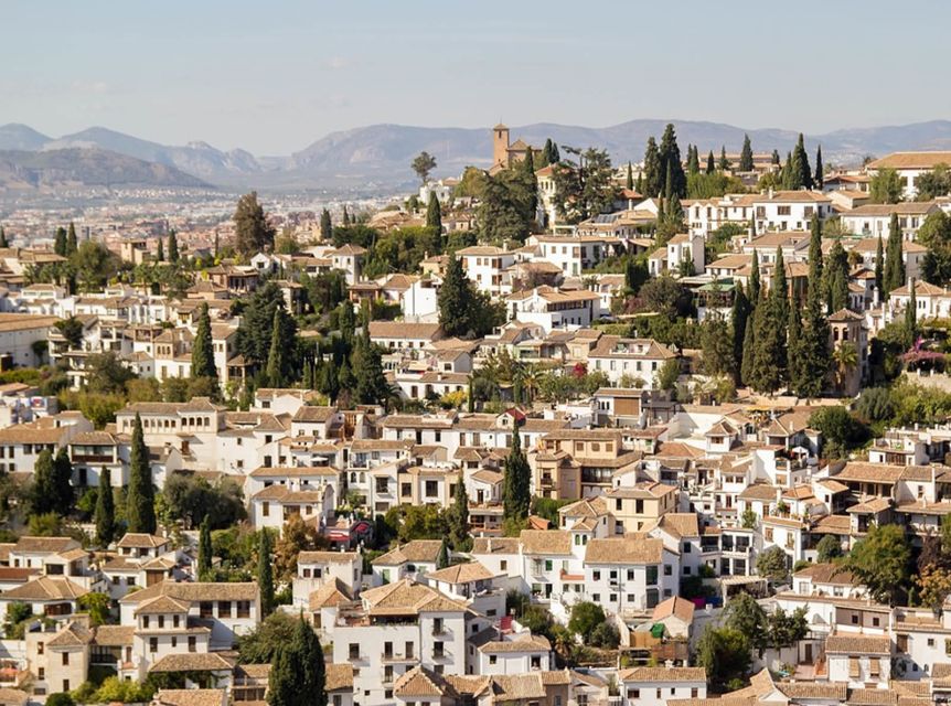 Granada: Albaicín and Sacromonte 2.5-Hour Walking Tour - What this tour helps you do next in Granada