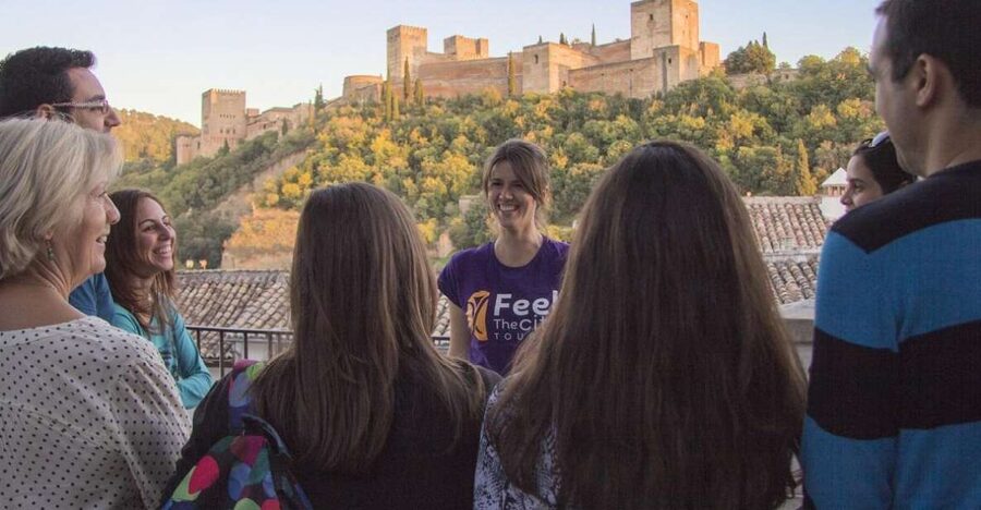 Granada: Albaicín and Sacromonte 2.5-Hour Walking Tour - Starting at Plaza Isabel La Católica, then chasing Alhambra views