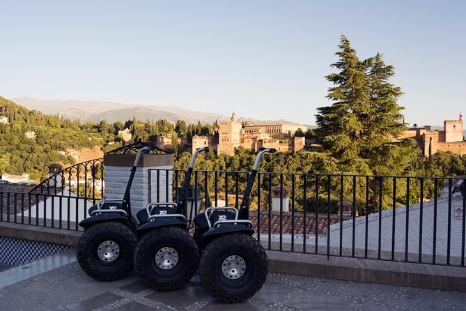 Granada: Albaicin and Sacromonte Segway Tour - Meeting point at Bar La Trastienda, then straight into the climb