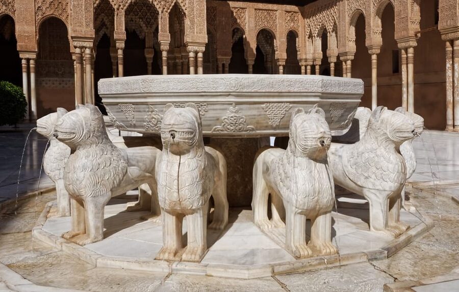 Granada: Alhambra and Albaicín Small Group Tour - Sacromonte portion: the late-day link in the same neighborhood world