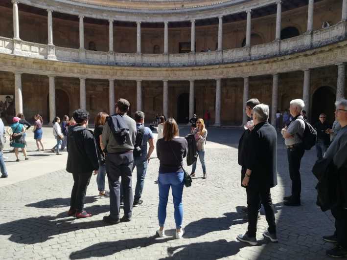 Granada: Alhambra and Albaicín Small Group Tour - Generalife Gardens: calm pacing and the kind of beauty that sticks