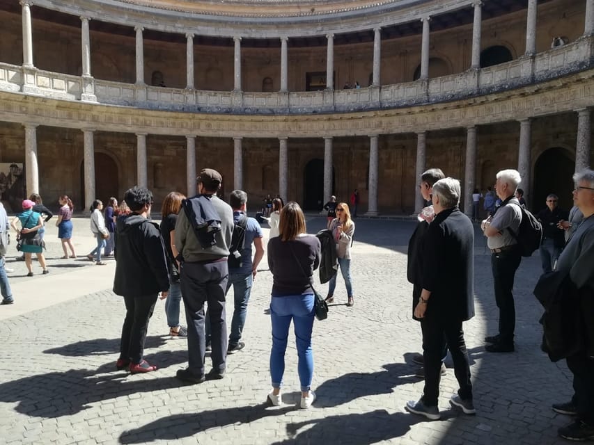 Granada: Alhambra and Albaicín Small Group Tour - Lunch break in between: plan to eat on your own