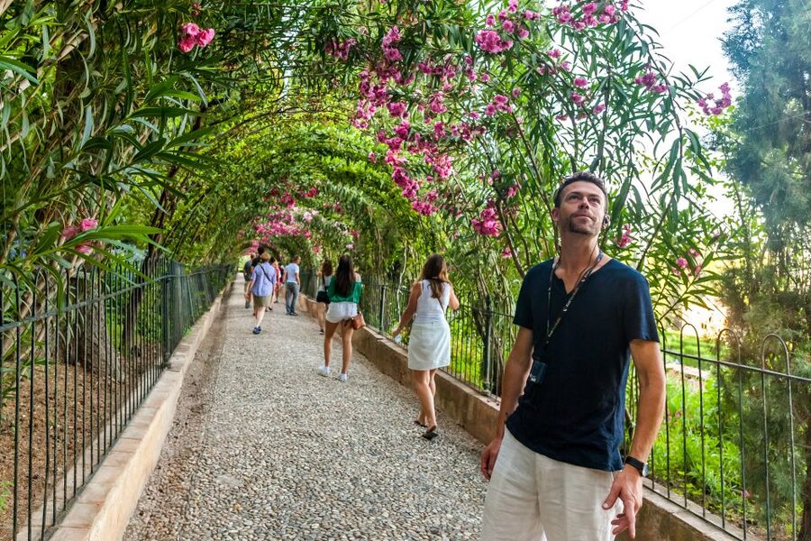Granada: Alhambra and Generalife Garden Ticket & Guided Tour - Key takeaways before you go
