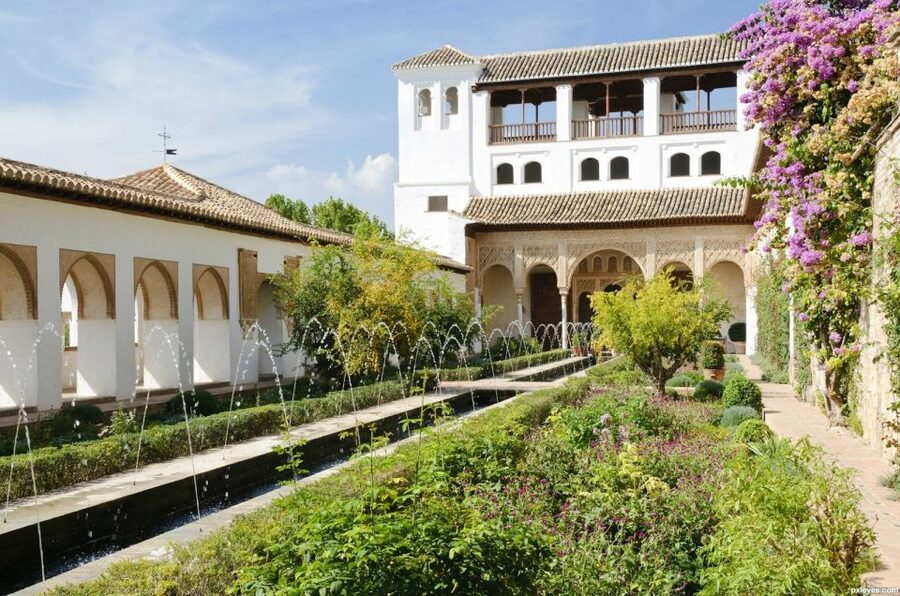 Granada: Alhambra and Generalife Gardens Guided Tour - Palace Arcade and Royal Routes: Moving Through Gardens, Rauda, and Yusuf III Palace