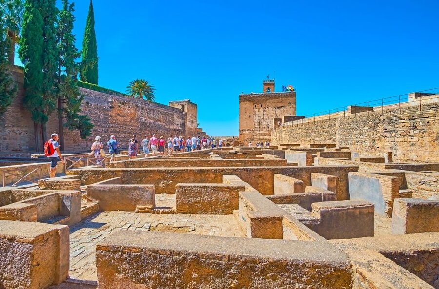 Granada: Alhambra and Nasrid Palaces Private Tour - Pacing and what the 3 hours actually feel like
