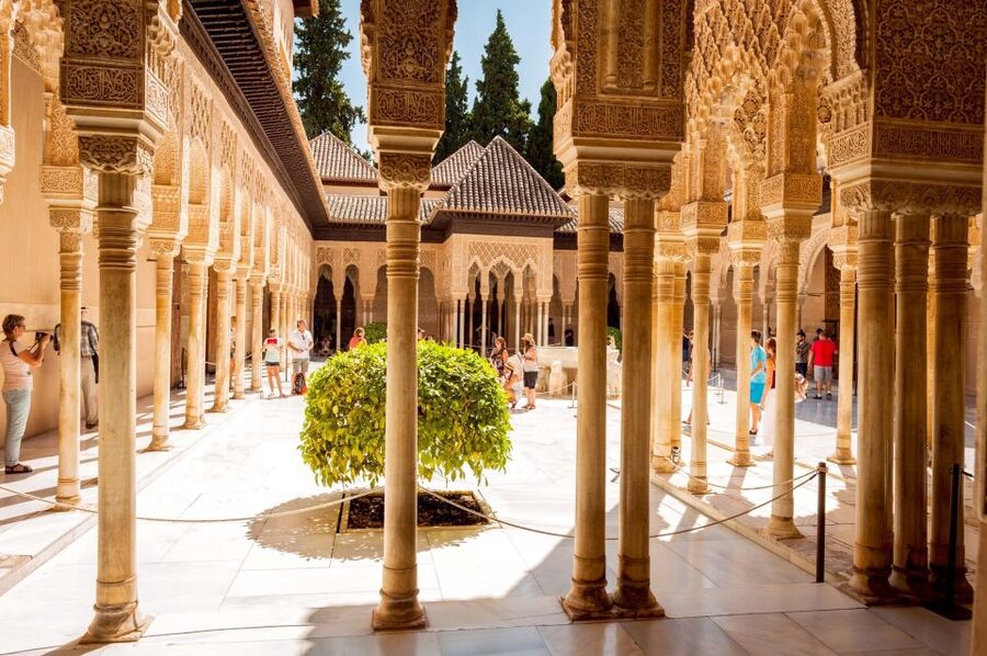 Granada: Alhambra Complex Guided Tour Options - Skip the ticket line, then let the official guide do the heavy lifting