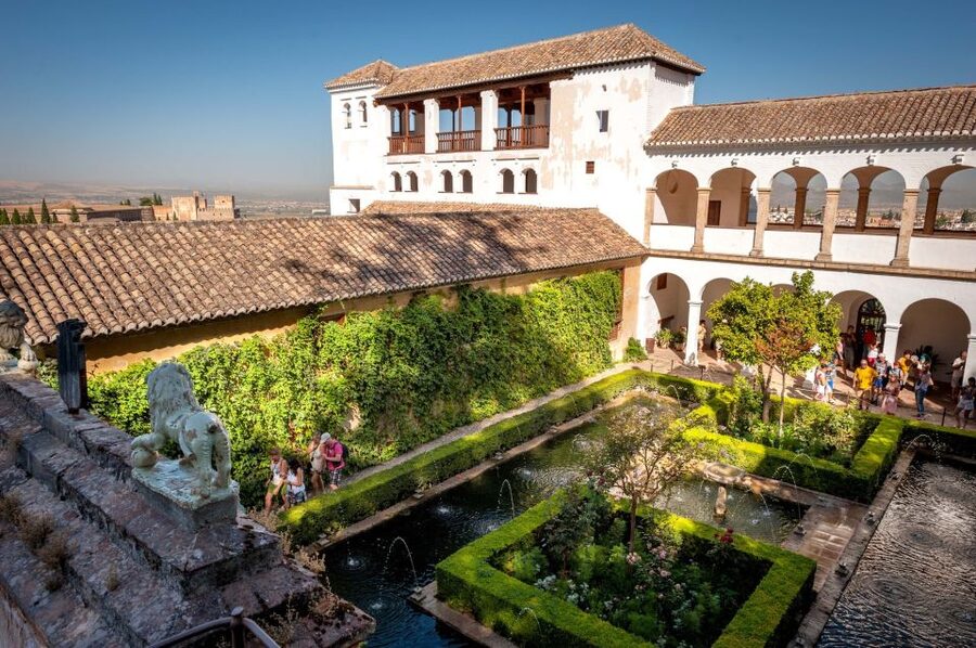 Granada: Alhambra Entry Ticket with Audio Guide - Pacing Your 3.5 Hours, Without Feeling Rushed