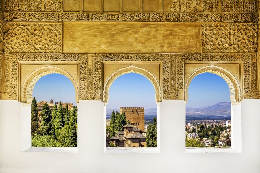 Granada: Alhambra Fast-Track Guided Tour - Alcazaba of Alhambra: the fortress logic behind the beauty