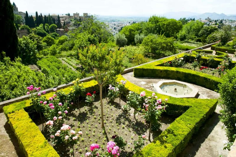 Granada: Alhambra & Gardens Tour w/Nasrid Palaces Option - Practical Tips Before You Go (So You Don’t Waste Time)