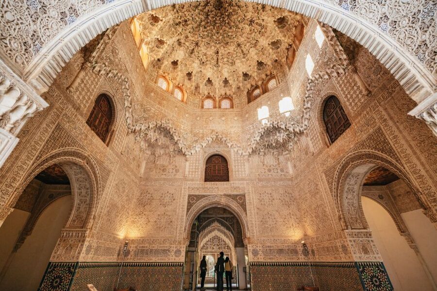 Granada: Alhambra Guided Tour with Nasrid Palaces & Gardens - Price and value for $82: what you actually get
