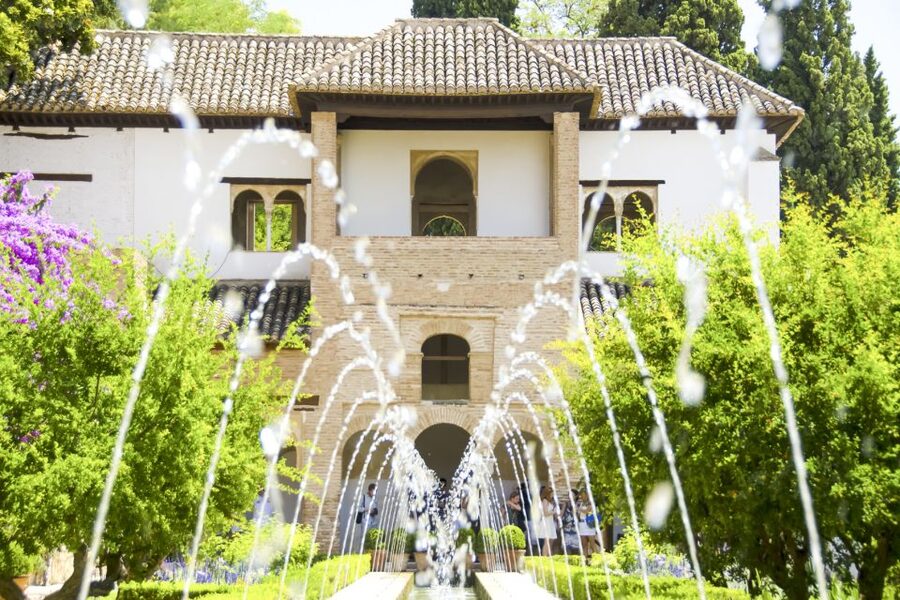 Granada: Alhambra, Nasrid, and Generalife Private Tour - Key Highlights You’ll Feel in Real Time