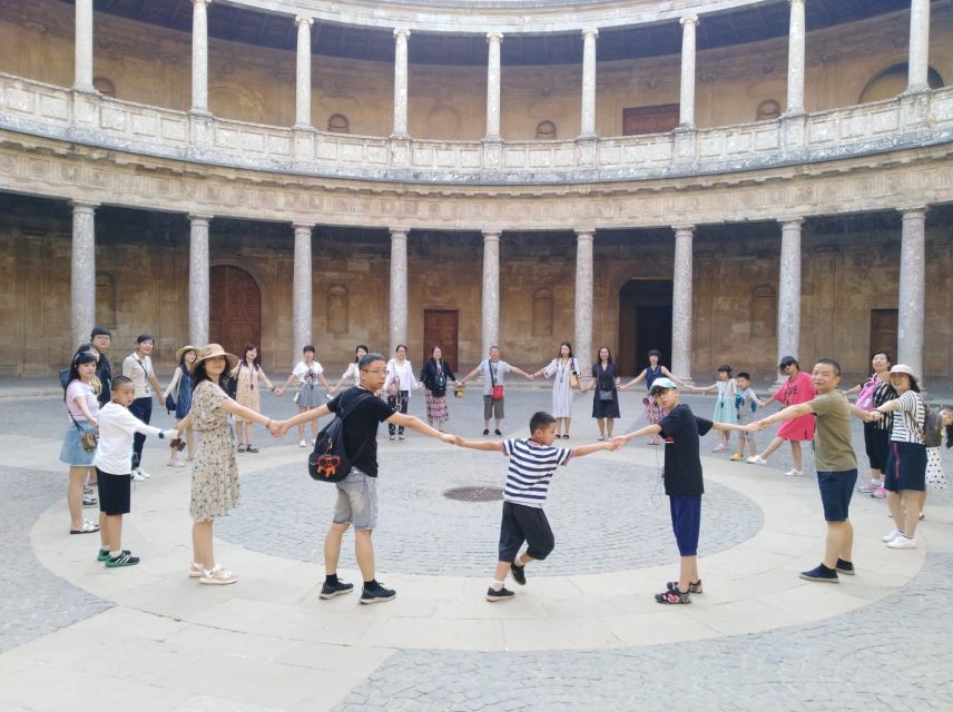 Granada: Alhambra, Nasrid Palaces, & Generalife Guided Tour - Why the Alhambra Needs a Guide (and Skip-the-Line Entry)