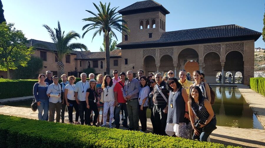 Granada: Alhambra, Nasrid Palaces, & Generalife Guided Tour - Generalife Gardens: Your First Hour of Views and Calm