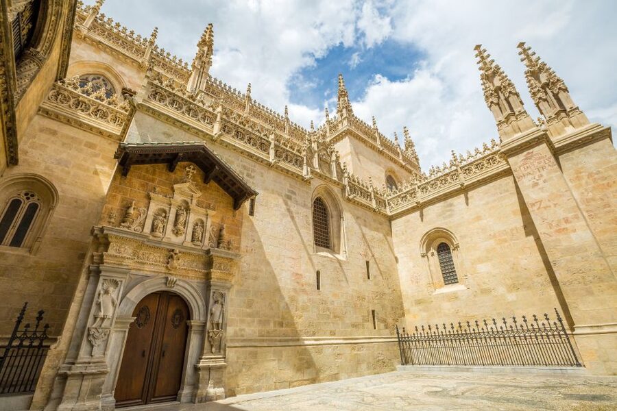 Granada: Cathedral & Royal Chapel Skip the Line Tour - Calle Oficios and the Alcaicería Break: A Quick Context Boost