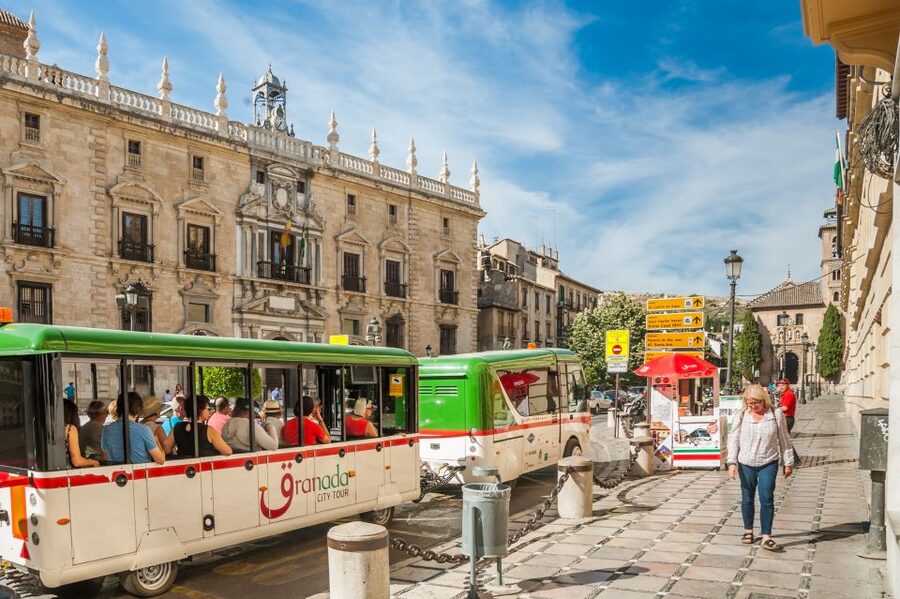 Granada City Train 1 or 2-Day Hop-On Hop-Off Ticket - Audio Guide and Headphones: Your Experience Depends on This Detail
