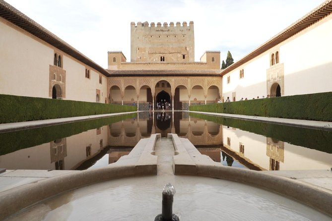 Granada Day Trip with Alhambra and Albaicin Tour from Seville - Charles V and Generalife: when the complex changes tone