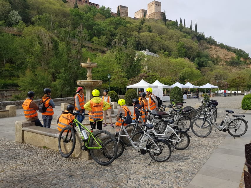 Granada: E-Bike Tour and Fast-Track Alhambra Ticket - Albaicín Neighborhood Ride: Moorish Streets and Alhambra Panoramas
