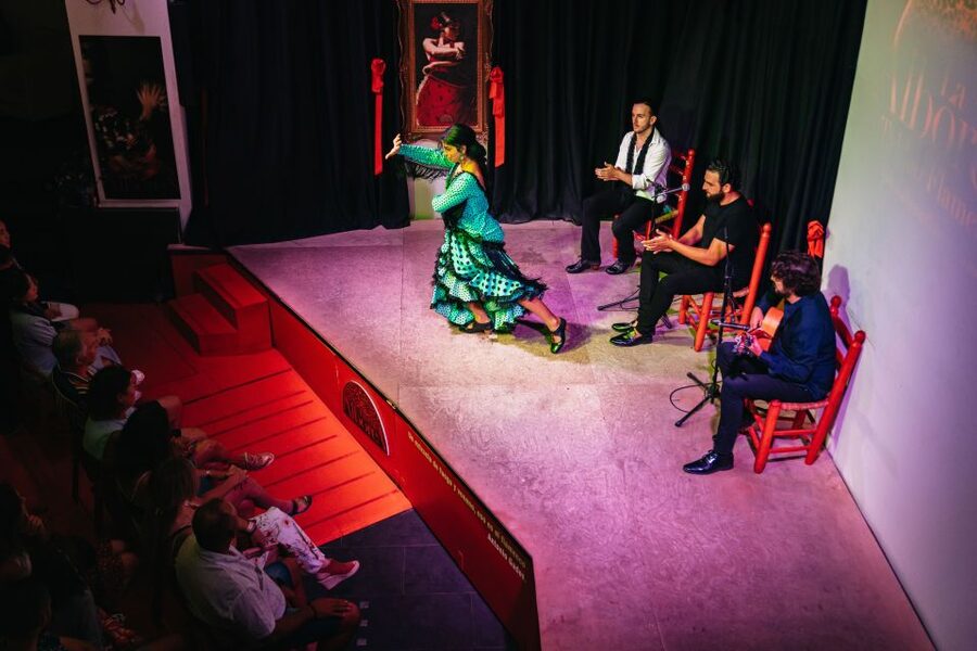 Granada: Flamenco Show in La Alboreá - Where to go in Granada, and how to pair this night with the rest of your trip