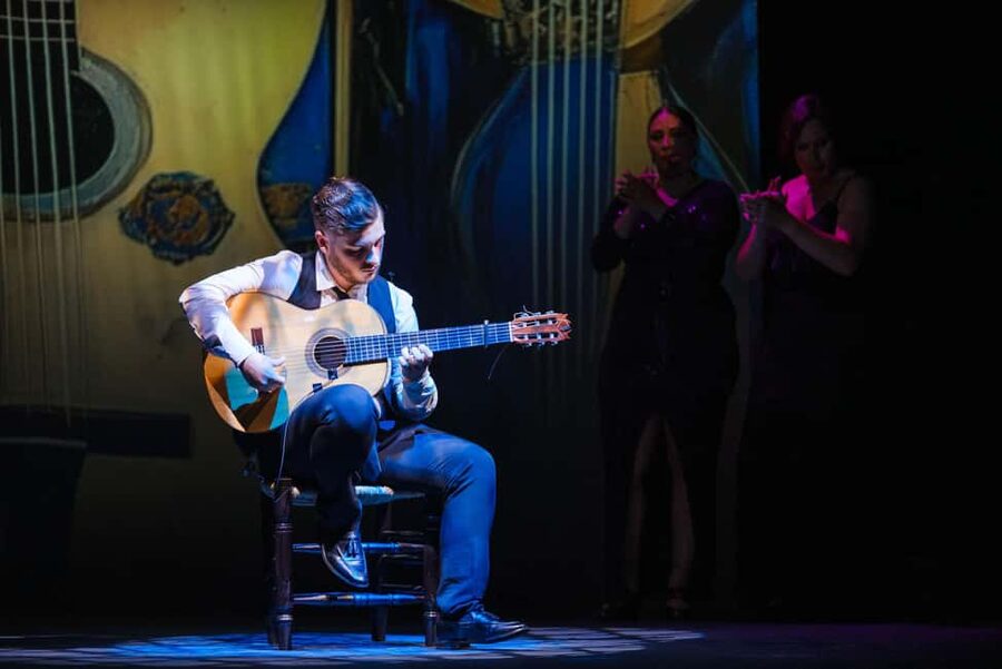 Granada: Flamenco Show "Sensaciones" at the Flamenco Theater Granada - FAQ