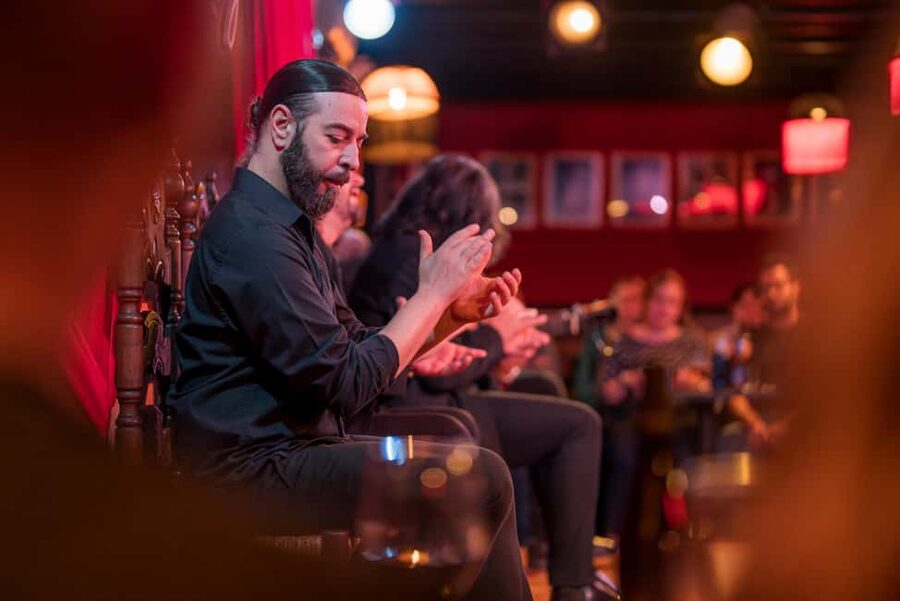 Granada: Flamenco Show with Dinner at Jardines de Zoraya - Key things to know before you go