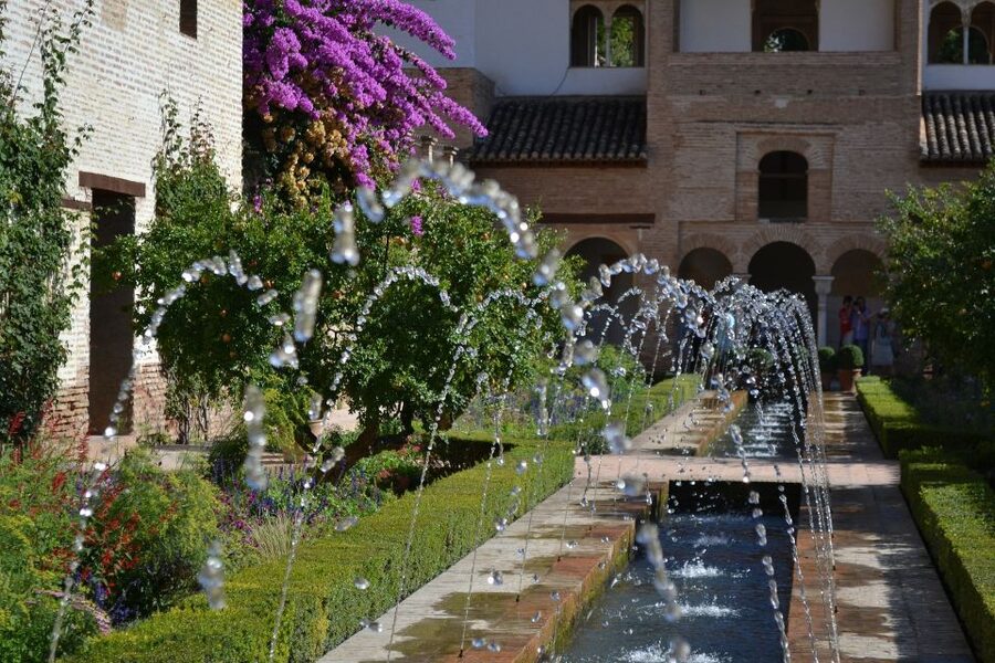 Granada: Full Alhambra Premium Guided Tour with Tickets - El Partal and Generalife: A Change of Mood From Stone to Gardens