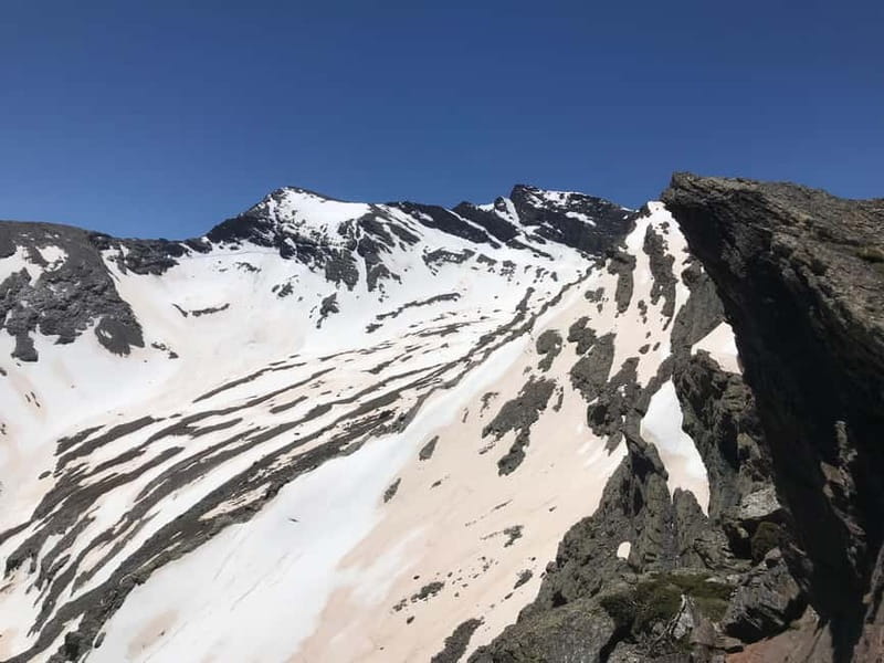 Granada: High Sierra Nevada Hiking Tour to 3000 Meters - Tajos del Campanario and the Mulhacen View You Came For