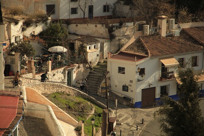 Granada Highlights Tour with Tapas Breaks by Electric Bike - What You Get in This Granada Highlights E-Bike Tour