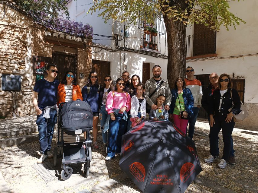 Granada: Historic Center and Lower Albaicin Walking Tour - Corral del Carbón and the Alcaicería: Granada’s commercial heartbeat