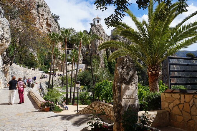 Guadalest & Algar Falls Excursion - From Albir, Benidorm & Calpe - Key things that make this tour worth your time