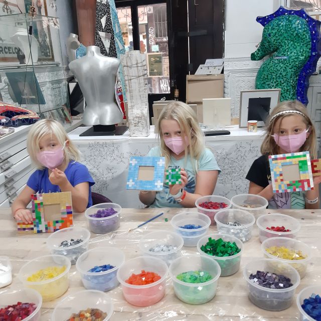 Guided Gaudí’s Trencadís Mosaic Workshop in Barcelona - Quick hits before you go