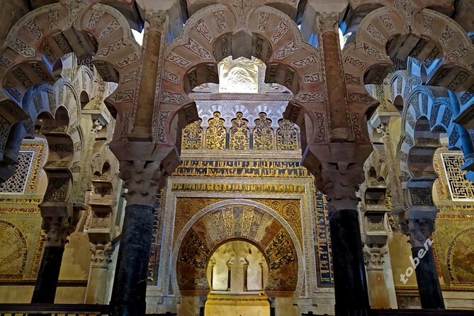 Guided tour of the Mosque-Cathedral of Cordoba in Spanish - After the tour: stay inside for your photos