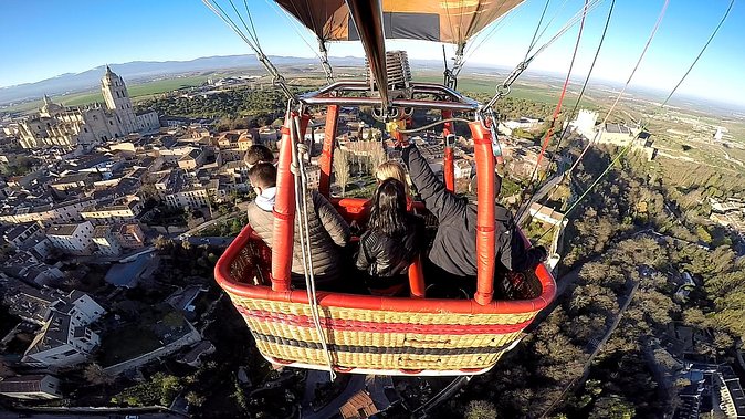 Hot-Air Balloon Ride over Segovia with Optional Transport from Madrid - Segovia From Above: Aqueduct, Alcázar, and Cathedral