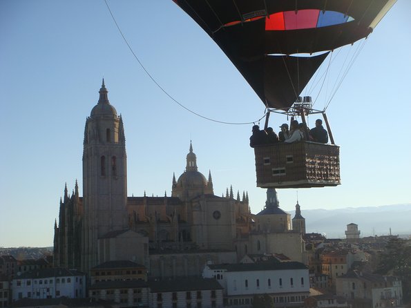 Hot-Air Balloon Ride over Segovia with Optional Transport from Madrid - What Happens Before You Lift Off in Segovia