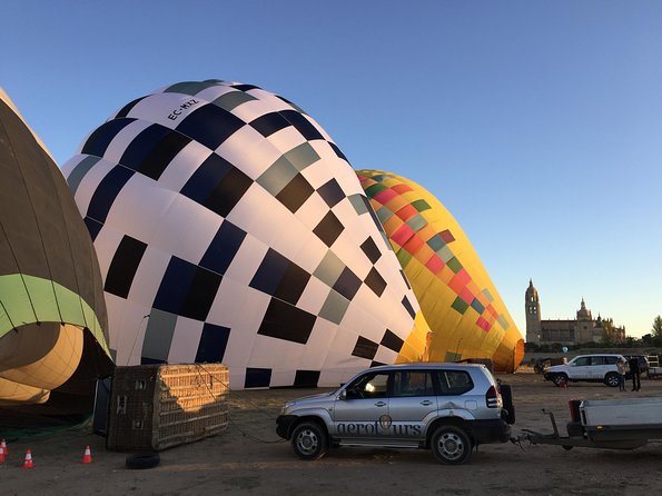 Hot-Air Balloon Ride over Segovia with Optional Transport from Madrid - The One-Hour Flight: What It Feels Like in Practice