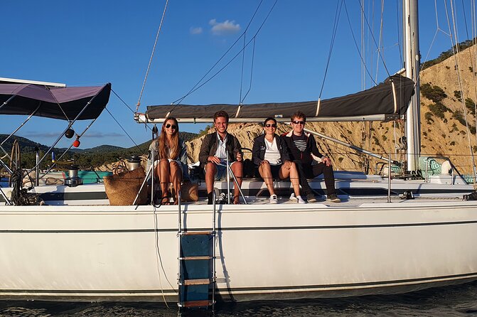 Ibiza Boat Trip to Formentera | Full-Day Experience - Onboard Life: Snacks, Drinks, Gear, and the Crew That Makes It Run