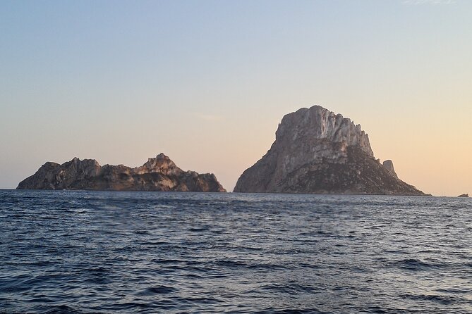 Ibiza & Formentera Private Deluxe Sailing: Full Day - Stop 6 Return to Platja des Jondal: sailing back, then letting the day cool down