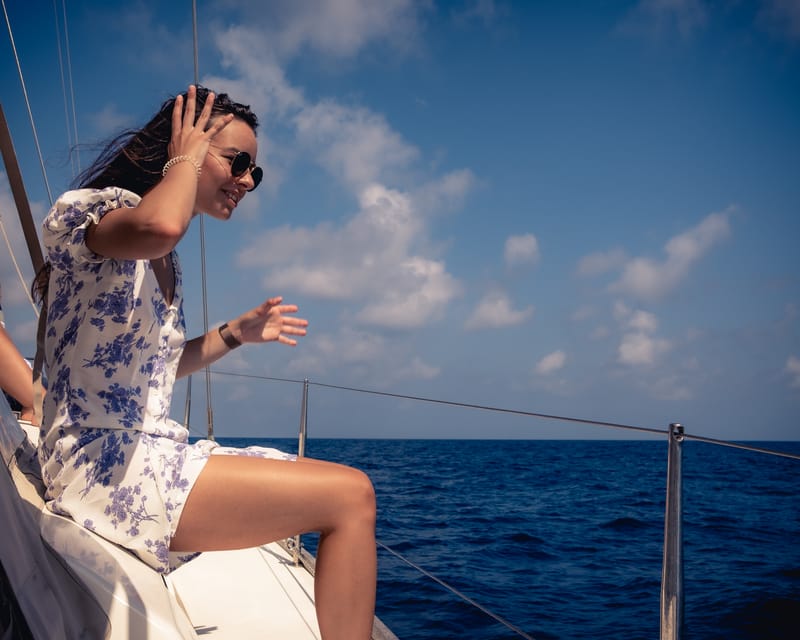 Ibiza: Midday or Sunset Sailing with Snacks and Open Bar - Onboard Comfort: Crew Service, Music, and Extra Touches