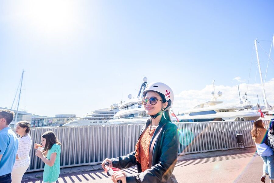 Intro Segway Tour Barcelona 1h - Parc de la Ciutadella: when the tour slows down just enough