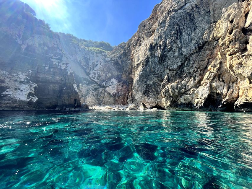 Jávea: Cala Portixol Kayak Tour with Snorkel & Cliff Jumping - Key highlights you will actually feel